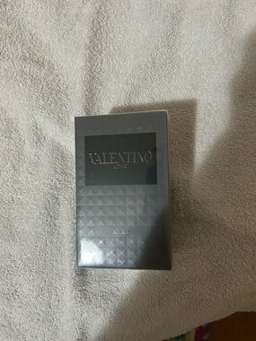 Valentino Uomo Intense - Charcoal Gray Textured Box